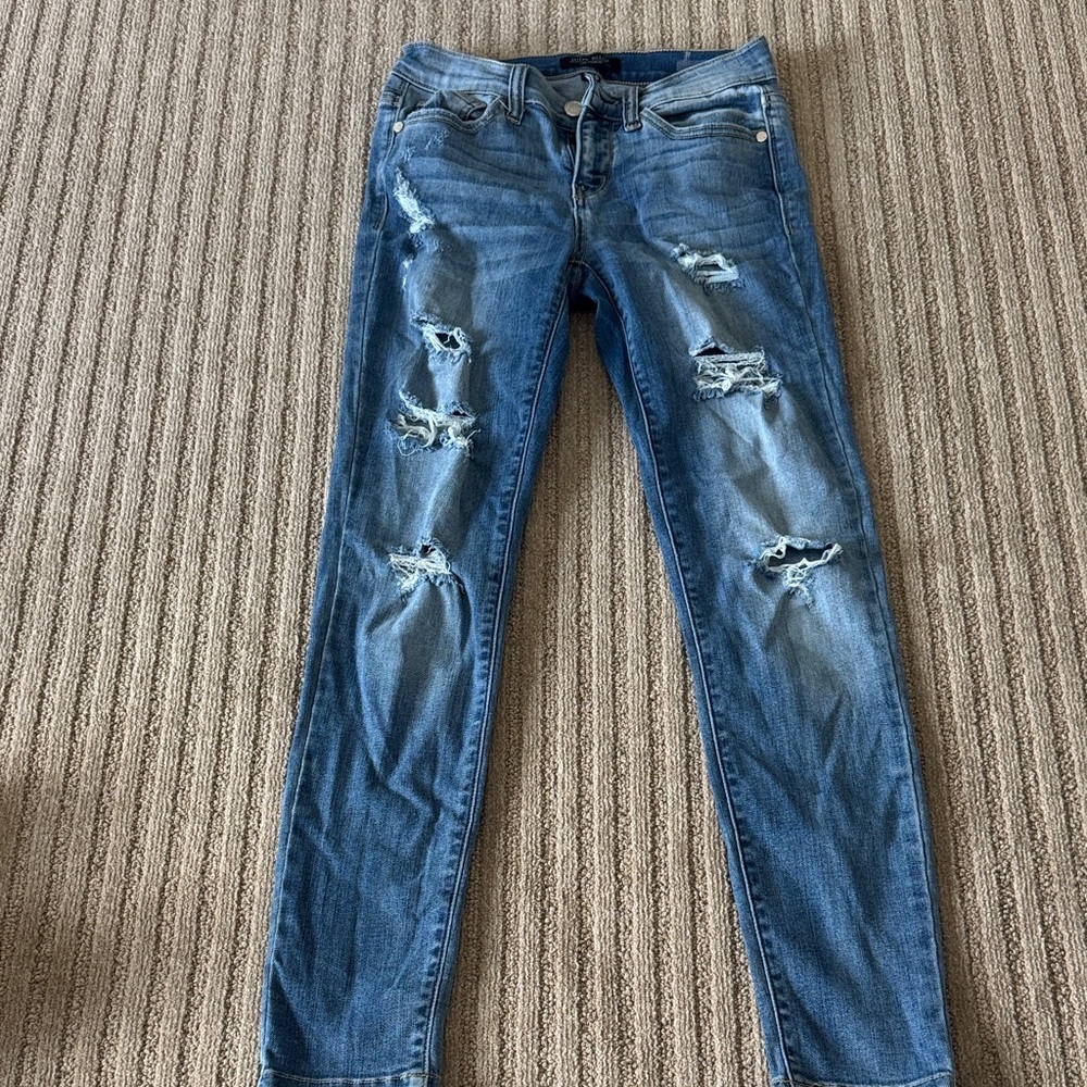 Classic Size 26 Blue Distressed Women Jeans